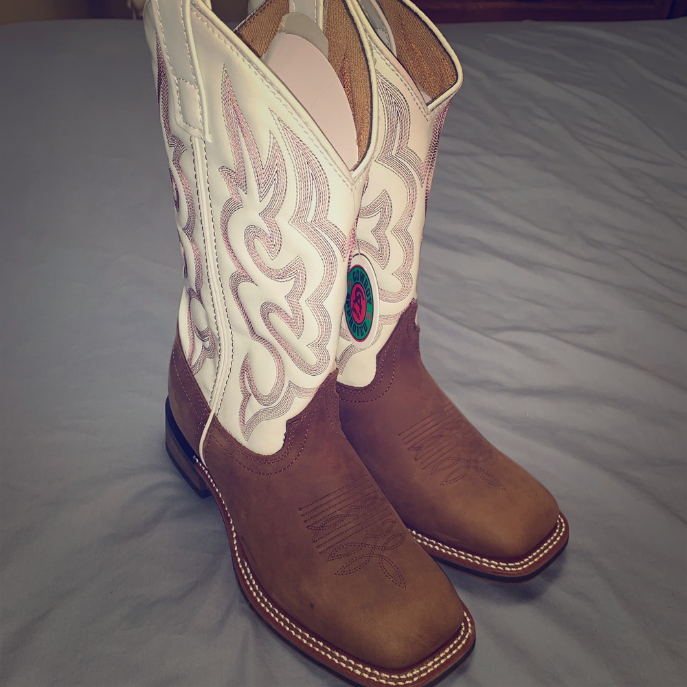 Laredo Mesquite Square Toe Cowboy Boots